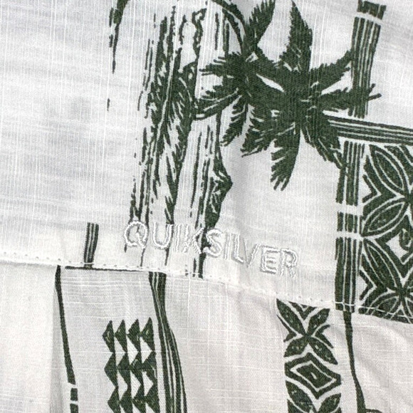 Quiksilver Waterman Hawaiian Camp Shirt Mens XXL White Green Palm AOP Tiki Aloha - Picture 9 of 9